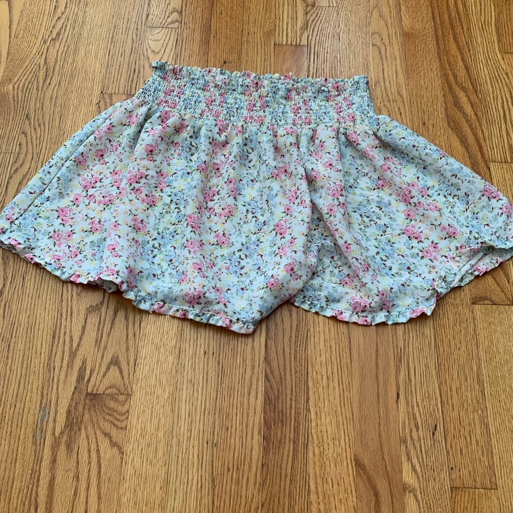 MADDEN NYC Juniors Smocked Mini Dress
